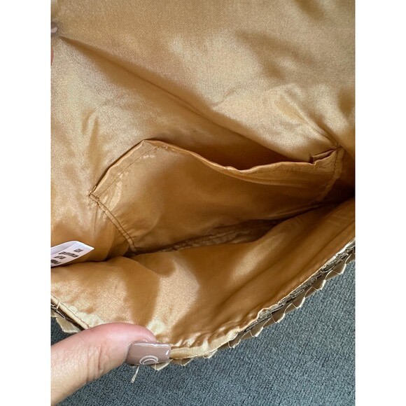 Hawaiian Polynesian Inspired Lauhala Weave Layered Snap Closure Clutch - Picture 4 of 5